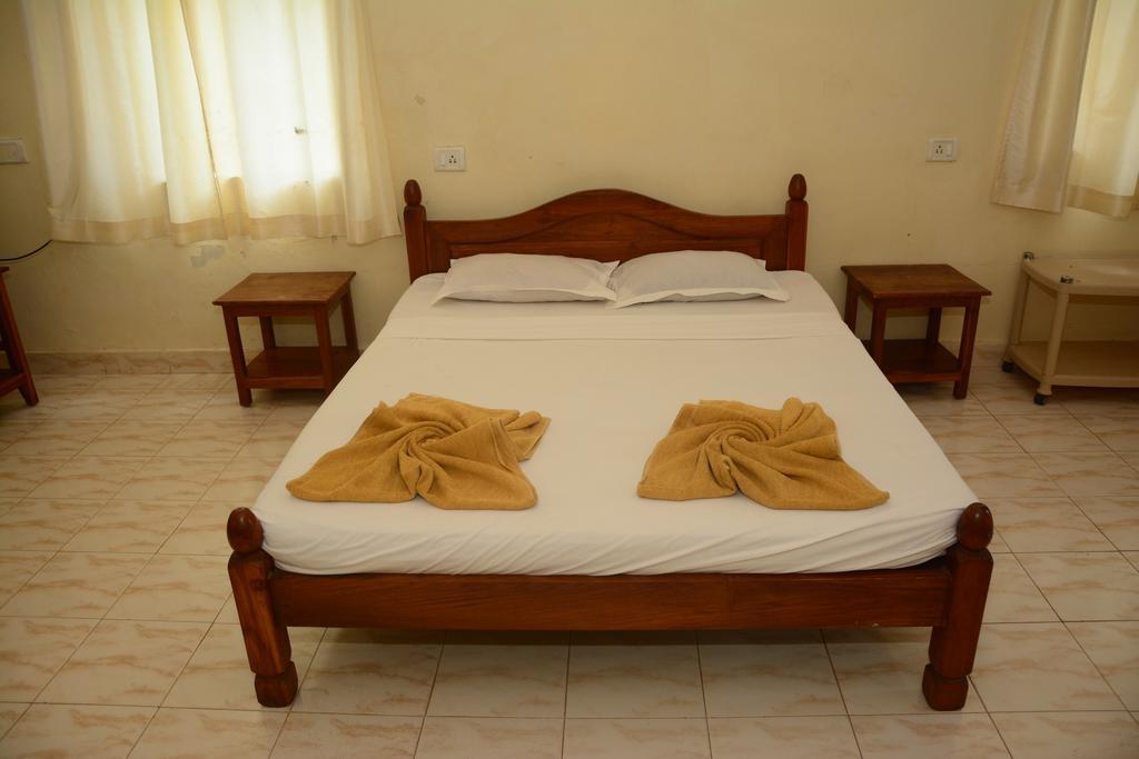 Colonia De Braganza Resorts Calangute Exteriör bild